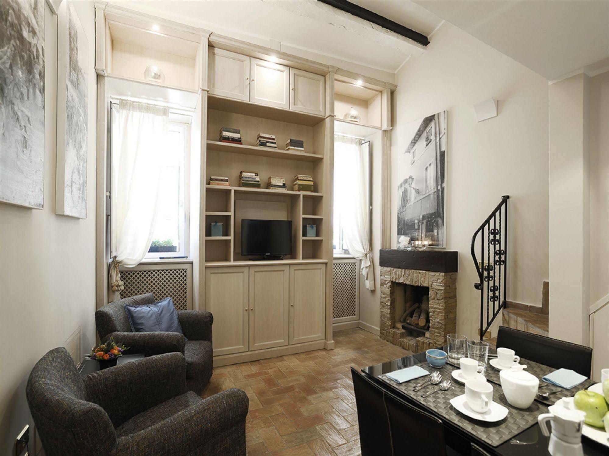 Antiche Residenze Romane Navona Exterior photo